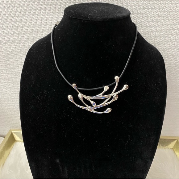 Jewelry - Hagit Gorali modernist splash sterling silver necklace choker jewelry